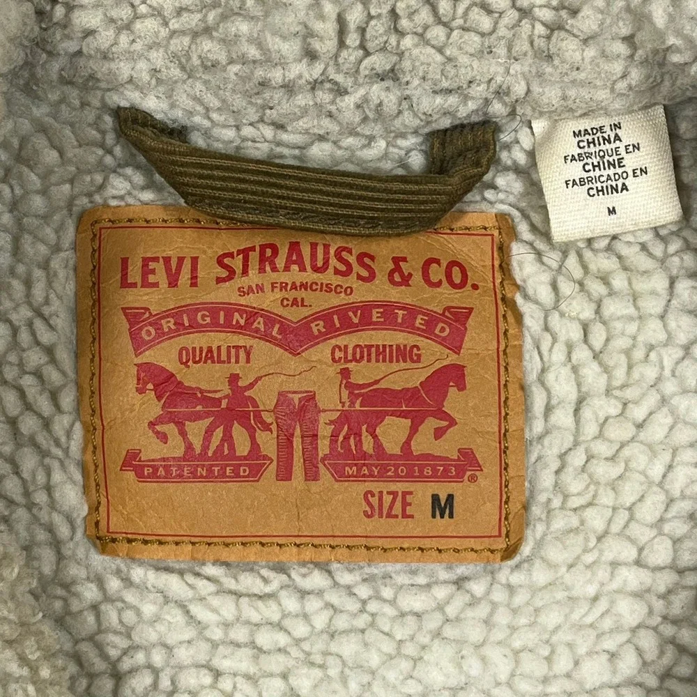 Levis Sherpa Lined Corduroy Trucker Jacket Mens Medium Tan Faux Fur Type 3 Coat